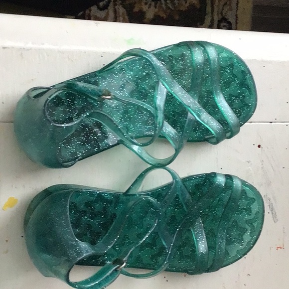 Girls Gymboree gelly sandels - Picture 2 of 6